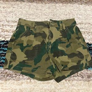 Holister Cammo Shorts